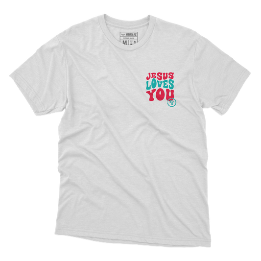 CAMISETA JESUS LOVES YOU BRANCA - O RETIRO